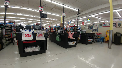 Shopping Mall «Southland Shopping Center», reviews and photos, 6944 W 130th St, Middleburg Heights, OH 44130, USA