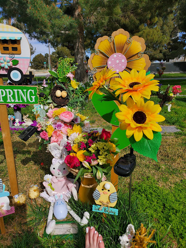 Cemetery «Palm Northwest Mortuary & Cemetery», reviews and photos, 6701 N Jones Blvd, Las Vegas, NV 89131, USA