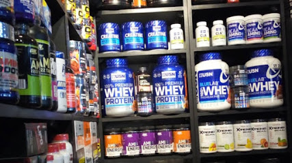 A Lifestyle supplements store gold's gym Beverly hills