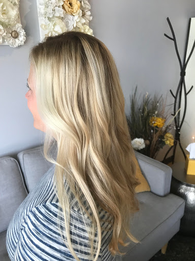 Hair Salon «Mia Bella Salon», reviews and photos, 1735 W Oak St E, Bozeman, MT 59715, USA