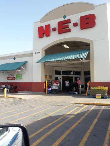 Grocery Store «H-E-B Grocery», reviews and photos, 209 N Texas Ave, Mercedes, TX 78570, USA