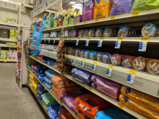 Pet Supply Store «PetSmart», reviews and photos, 12142 Jefferson Ave, Newport News, VA 23602, USA