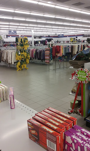 Thrift Store «Lake Hallie Goodwill Retail Store & Training Center», reviews and photos, 2759 S Prairie View Rd, Chippewa Falls, WI 54729, USA