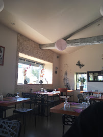 Atmosphère du Restaurant français L'Eden à Saint-Agnant - n°2