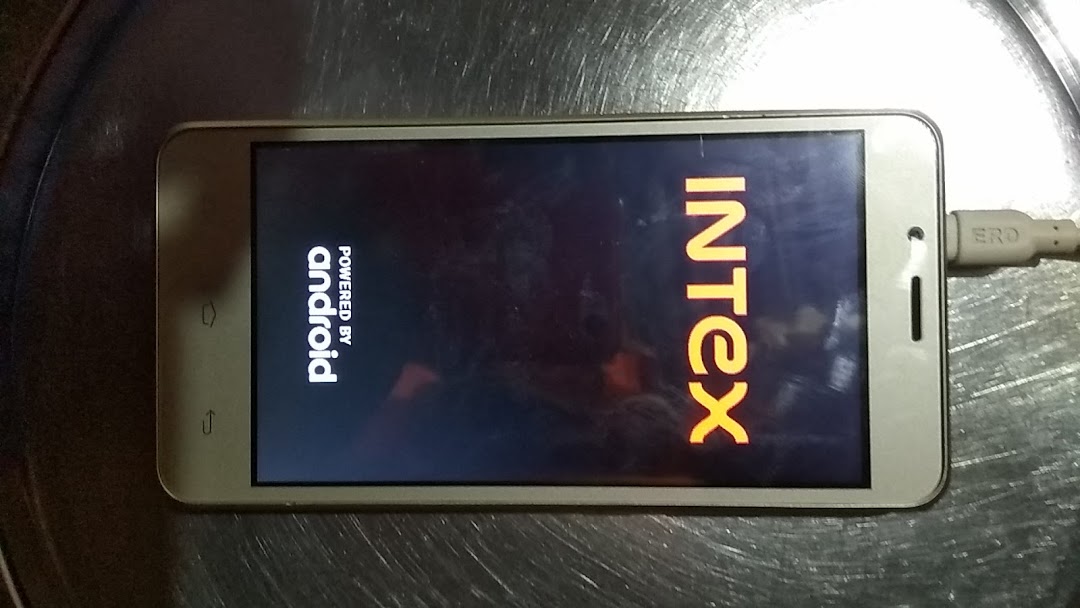 Intex Smart World