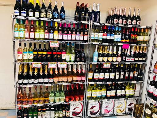 Liquor Store «Cork & Bottle», reviews and photos, 309 A Ave W, Oskaloosa, IA 52577, USA