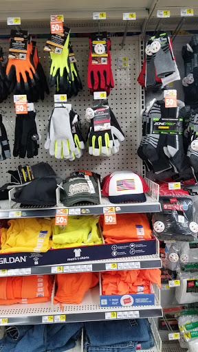 Discount Store «Dollar General», reviews and photos, 692 Theodore St, Joliet, IL 60435, USA