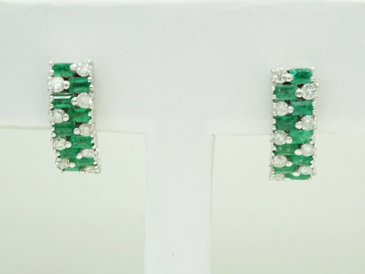 Jewelry Store «Jewelry & Coin Mart», reviews and photos, 757 W Golf Rd, Schaumburg, IL 60194, USA