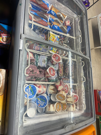 Grocery Store «Parkview Market», reviews and photos, 515 S Cardinal Ave, Stockton, CA 95215, USA