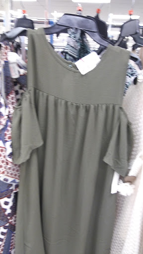 Clothing Store «Ross Dress for Less», reviews and photos, 151 N McDowell Blvd, Petaluma, CA 94954, USA