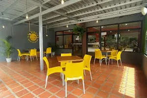 Karina's Cafe y Restaurant image