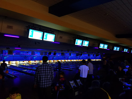 Bowling Alley «Centennial Lanes», reviews and photos, 110 E 9th Ave, Longmont, CO 80504, USA