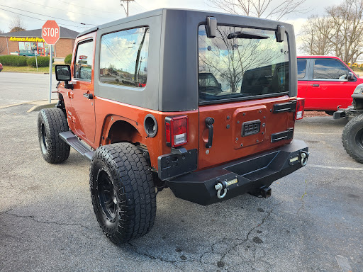 Auto Parts Store «Advance Auto Parts», reviews and photos, 215 E 10th St, Jeffersonville, IN 47130, USA