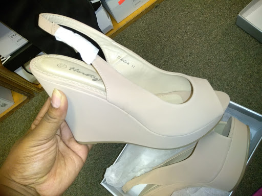 Shoe Store «Shoe Land», reviews and photos, 6333 W Colonial Dr, Orlando, FL 32818, USA