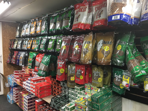 Tobacco Shop «Stateline Tobacco. Richmond IL», reviews and photos, 11519 US-12, Richmond, IL 60071, USA
