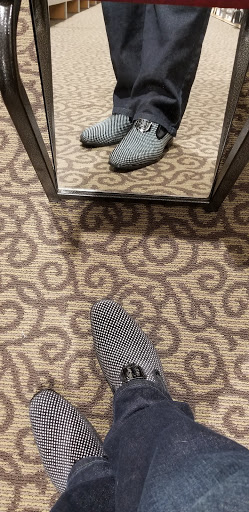 Shoe Store «DSW Designer Shoe Warehouse», reviews and photos, 375 E Altamonte Dr, Altamonte Springs, FL 32701, USA