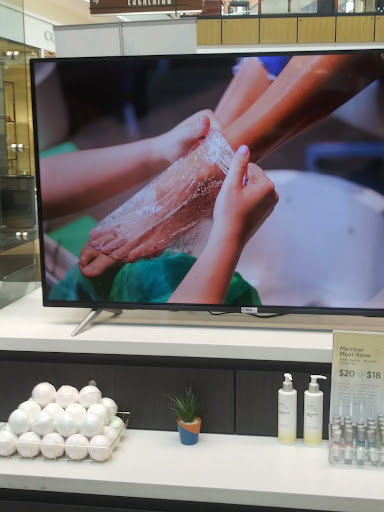 Shopping Mall «West County Center», reviews and photos, 80 W County Center Dr, Des Peres, MO 63131, USA