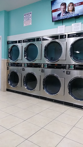 Laundromat «Bluewater Laundromat», reviews and photos, 104 W Corral St, South Padre Island, TX 78597, USA