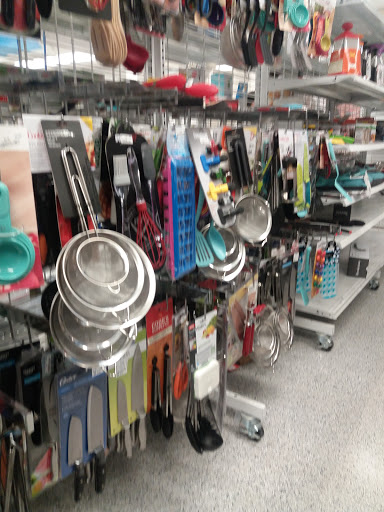 Clothing Store «Ross Dress for Less», reviews and photos, 2845 Cochran St, Simi Valley, CA 93065, USA