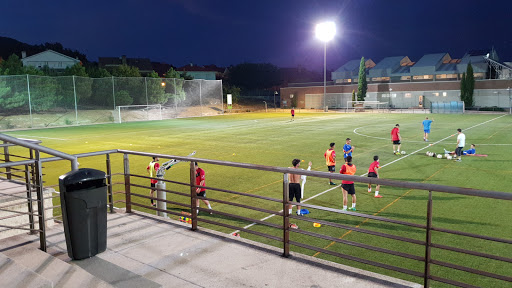 Campo fútbol de Hoyo de Manzanares en Hoyo de Manzanares