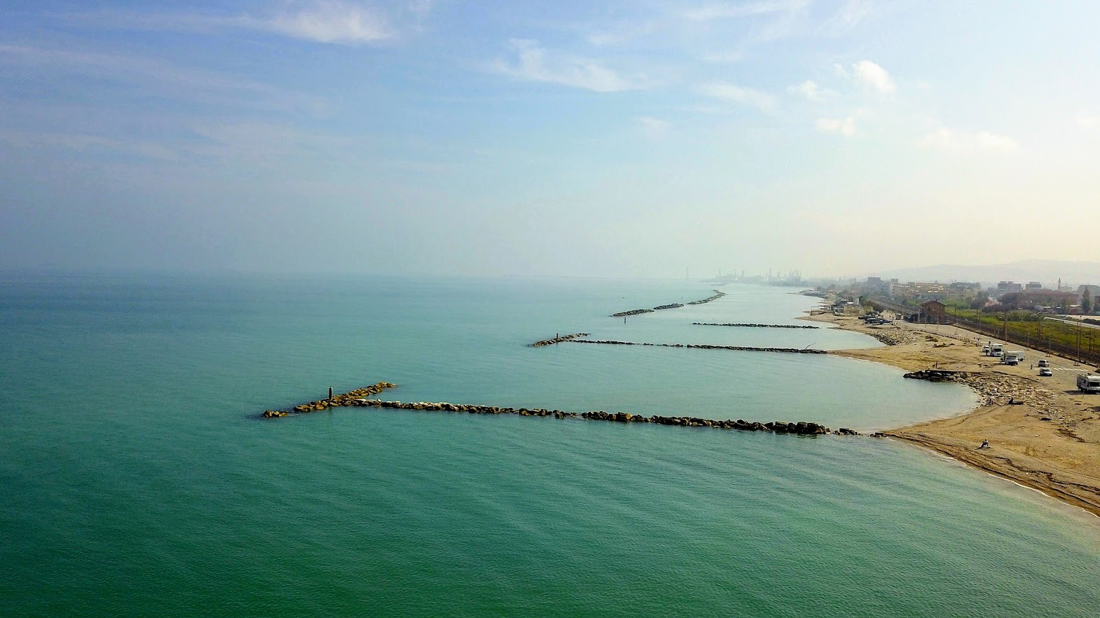 Chalet Beach'in fotoğrafı ve yerleşim