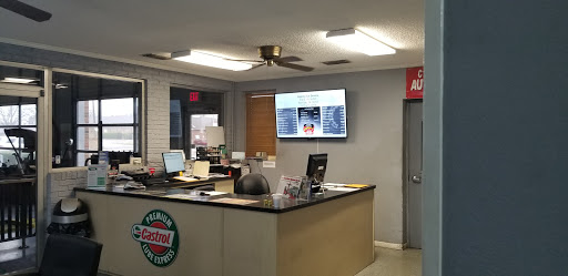 Auto Repair Shop «Castrol Express Car Service», reviews and photos, 240 E Ovilla Rd, Red Oak, TX 75154, USA