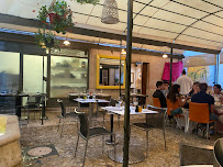 Atmosphère du Restaurant Aux Plaisirs des Halles à Nîmes - n°11