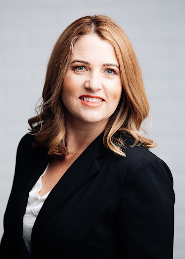 Laura J Hansen, Family Law Attorney
