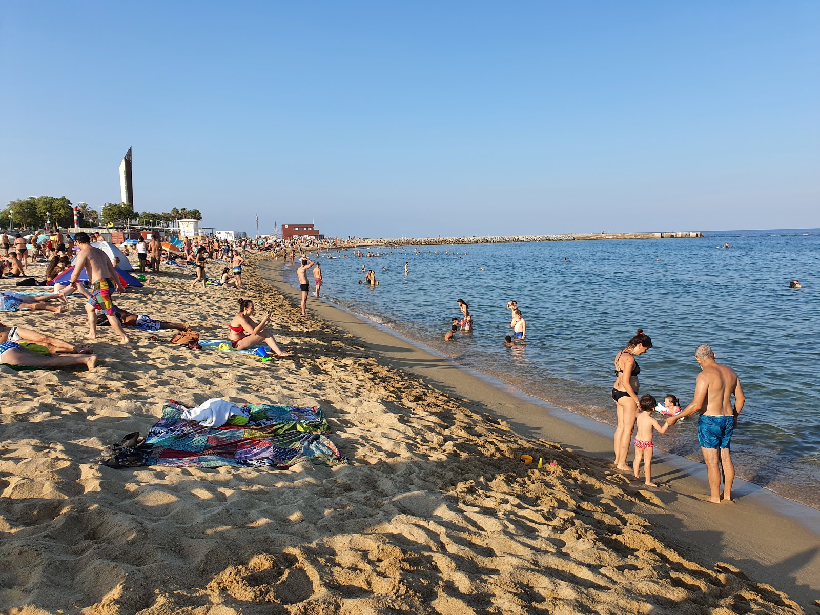 Fotografija Playa Barcelona z fino rjavi pesek površino
