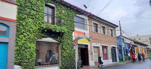 Bridados Bogota - Cra. 6 #119b-38, Bogotá, Colombia
