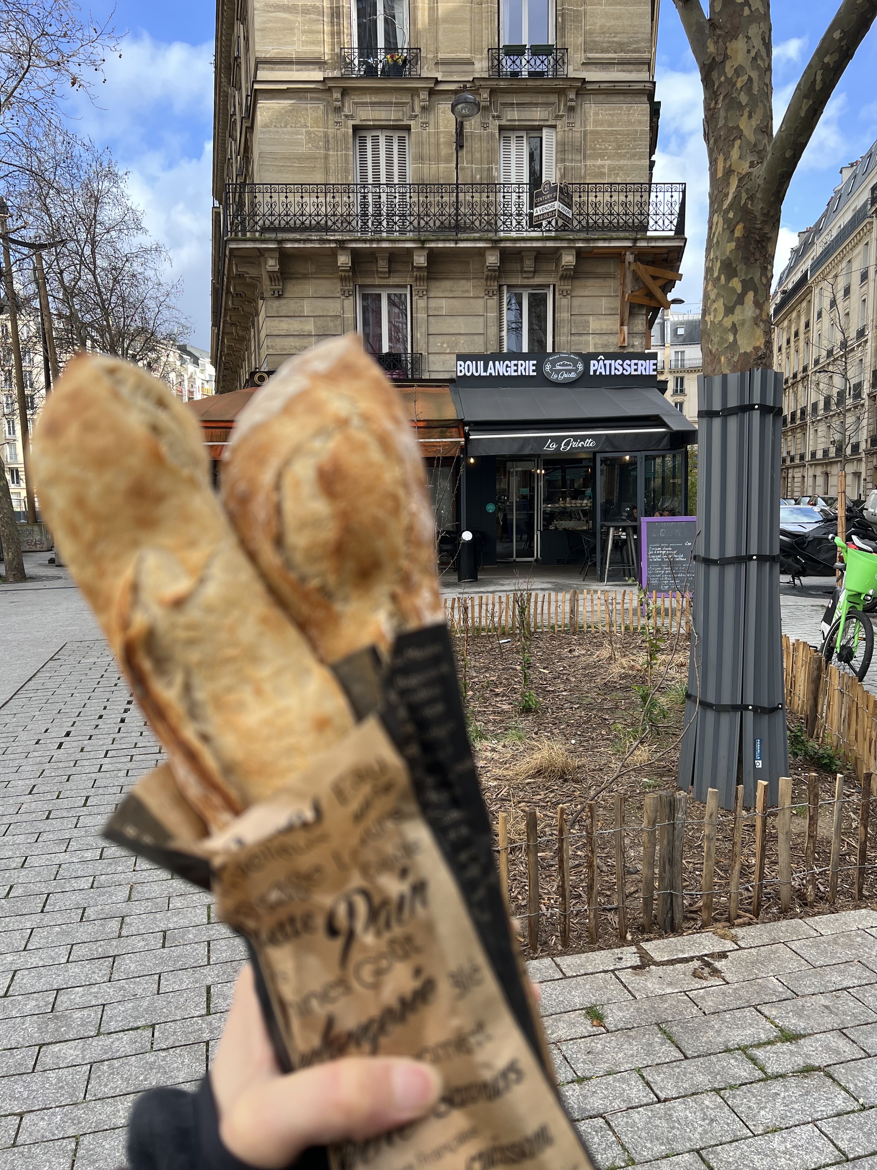 Photo n° 1 de l'avis de Afshan. fait le 13/03/2023 à 10:48