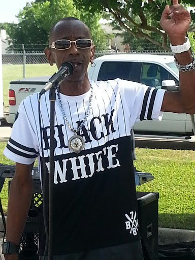 American Restaurant «Cracker Barrel Old Country Store», reviews and photos, 889 S Stemmons Fwy, Lewisville, TX 75067, USA