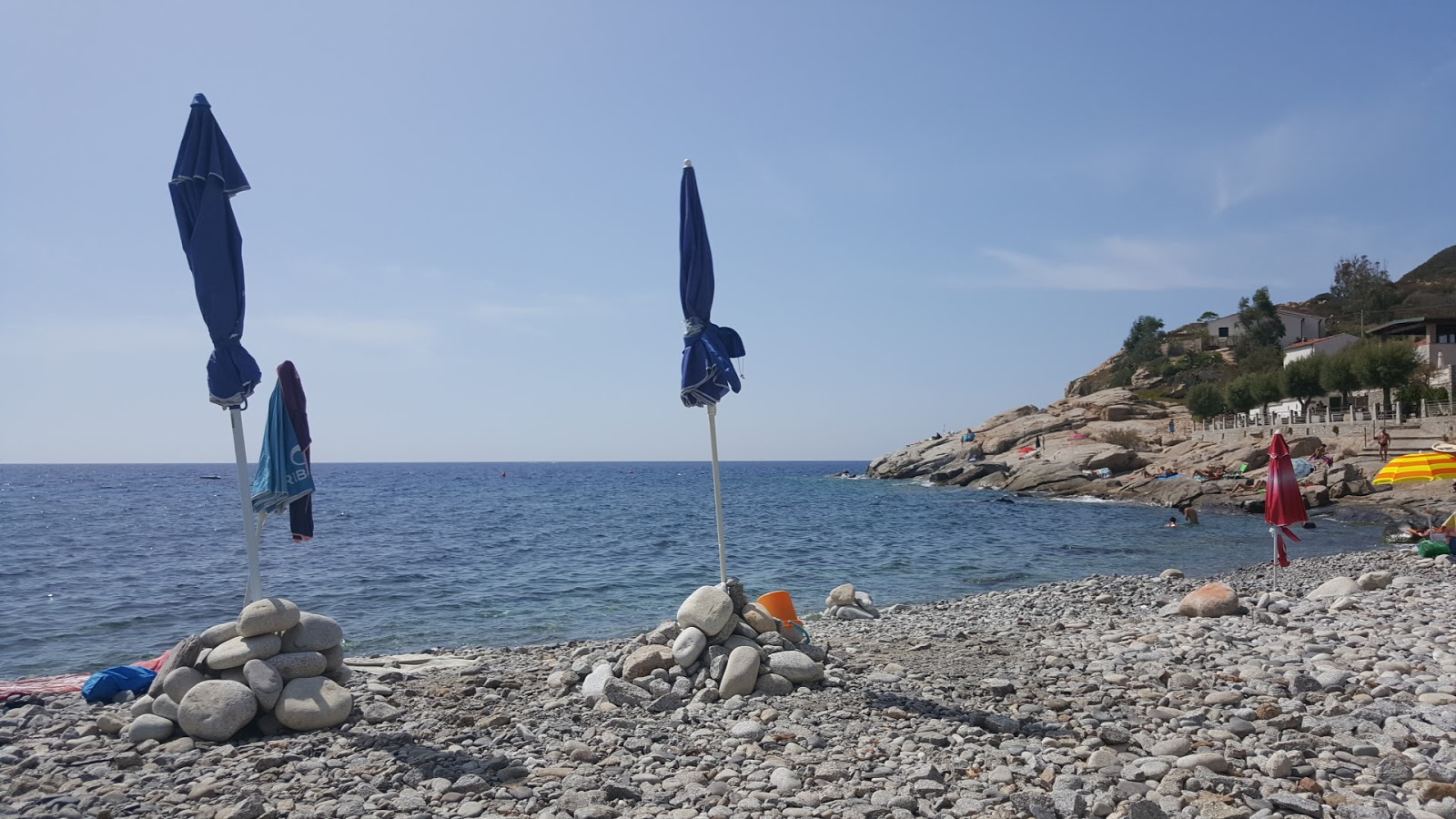 Φωτογραφία του Spiaggia di Chiessi με ευθεία ακτή