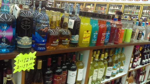 Shopping Mall «Penn Station Shopping Center», reviews and photos, 5600 Silver Hill Rd, District Heights, MD 20747, USA