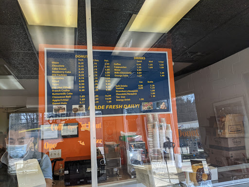 Donut Shop «Clifton Donut Shop», reviews and photos, 2317 Brownsboro Rd, Louisville, KY 40206, USA