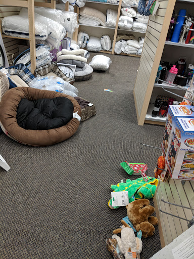 Clothing Store «Burlington Coat Factory», reviews and photos, 31940 Gratiot Ave, Roseville, MI 48066, USA