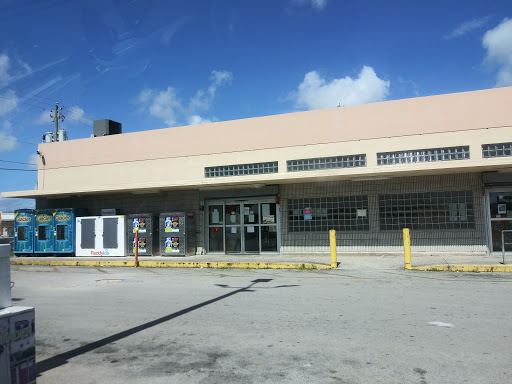 Supermarket «Diaz Supermarket», reviews and photos, 212 W Mowry Dr, Homestead, FL 33030, USA