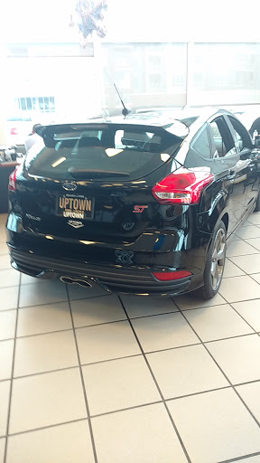 Car Dealer «Uptown Ford Lincoln», reviews and photos, 2111 N Mayfair Rd, Milwaukee, WI 53226, USA