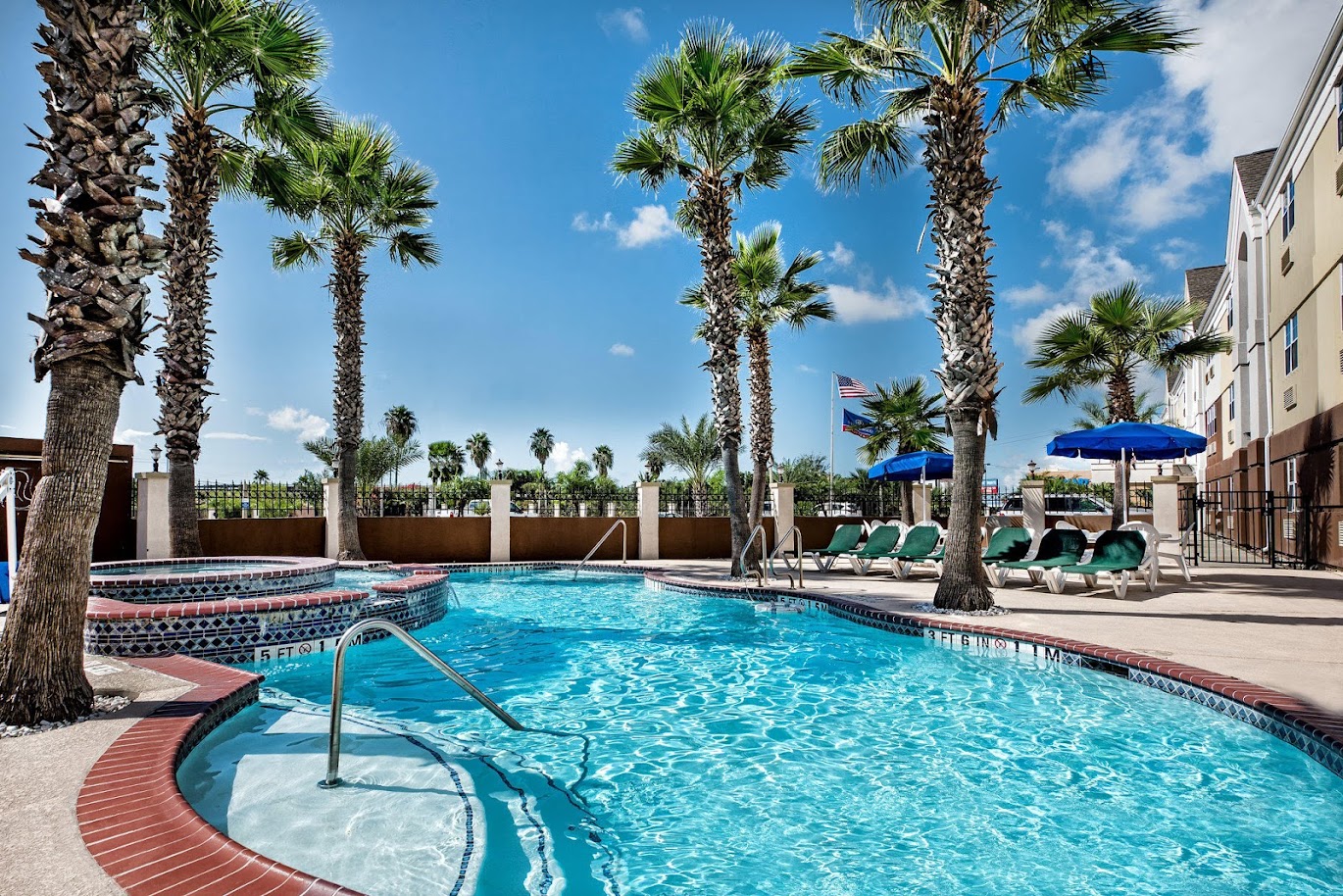 Candlewood Suites Galveston, an IHG Hotel