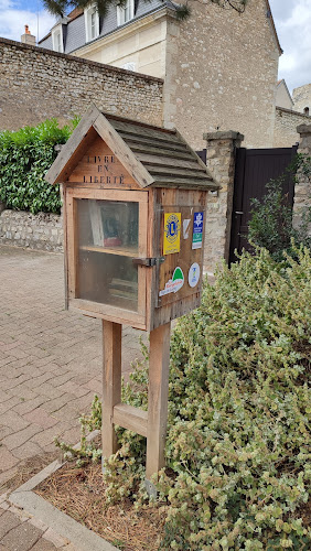 Librairie de livres d'occasion Boîte à Livres Tilleuls Vendôme