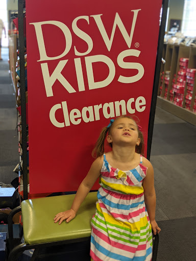 Shoe Store «DSW Designer Shoe Warehouse», reviews and photos, 21001 North Tatum Boulevard, Phoenix, AZ 85050, USA