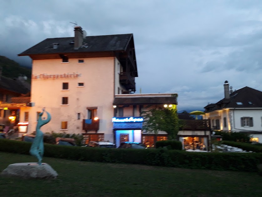 La Gentiane à Talloires-Montmin (Haute-Savoie 74)