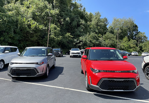 Kia Dealer «Monroeville Kia», reviews and photos, 3721 William Penn Hwy, Monroeville, PA 15146, USA