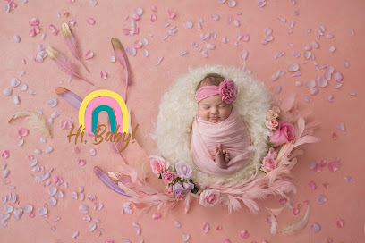 Hi, Baby! Winnipeg Newborn & Family Photography