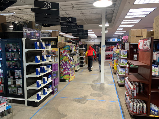 Computer Store «Micro Center», reviews and photos, 1957 E Joppa Rd, Parkville, MD 21234, USA