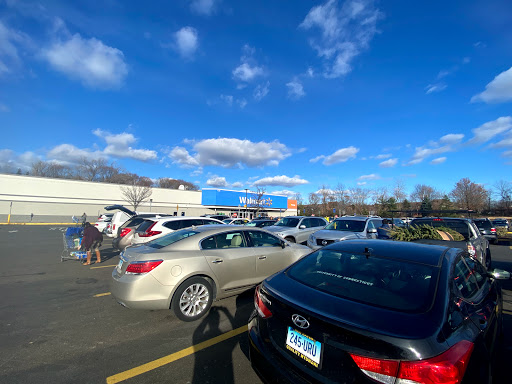 Discount Store «Walmart», reviews and photos, 120 Commercial Pkwy, Branford, CT 06405, USA
