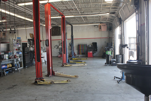 Auto Repair Shop «Tire World Auto Centers», reviews and photos, 1291 Riverbend Way, Frederick, MD 21701, USA