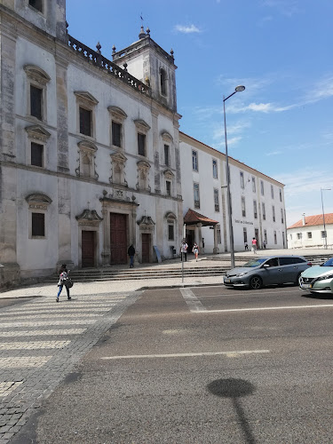 ISLA - Instituto Superior de Gestão e Administração