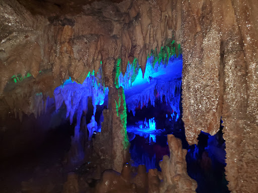 Wedding Venue «Melrose Caverns», reviews and photos, 6639 N Valley Pike, Harrisonburg, VA 22802, USA