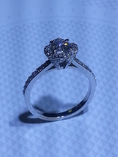 Jeweler «Albert Kaz Jewelry», reviews and photos, 7955 N Blackstone Ave, Fresno, CA 93720, USA